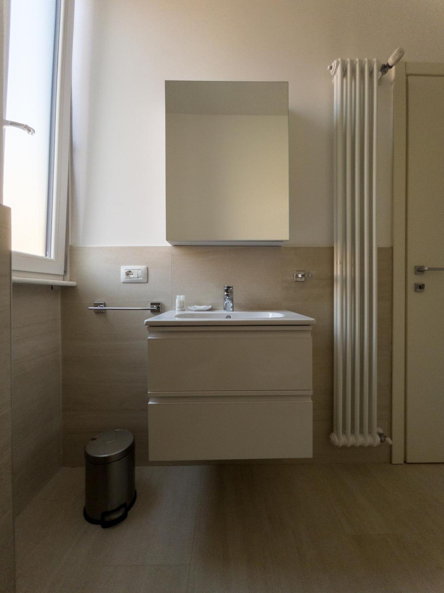 מילאנו Rrrapido Holy Suites And Rooms - Via Sardegna מראה חיצוני תמונה