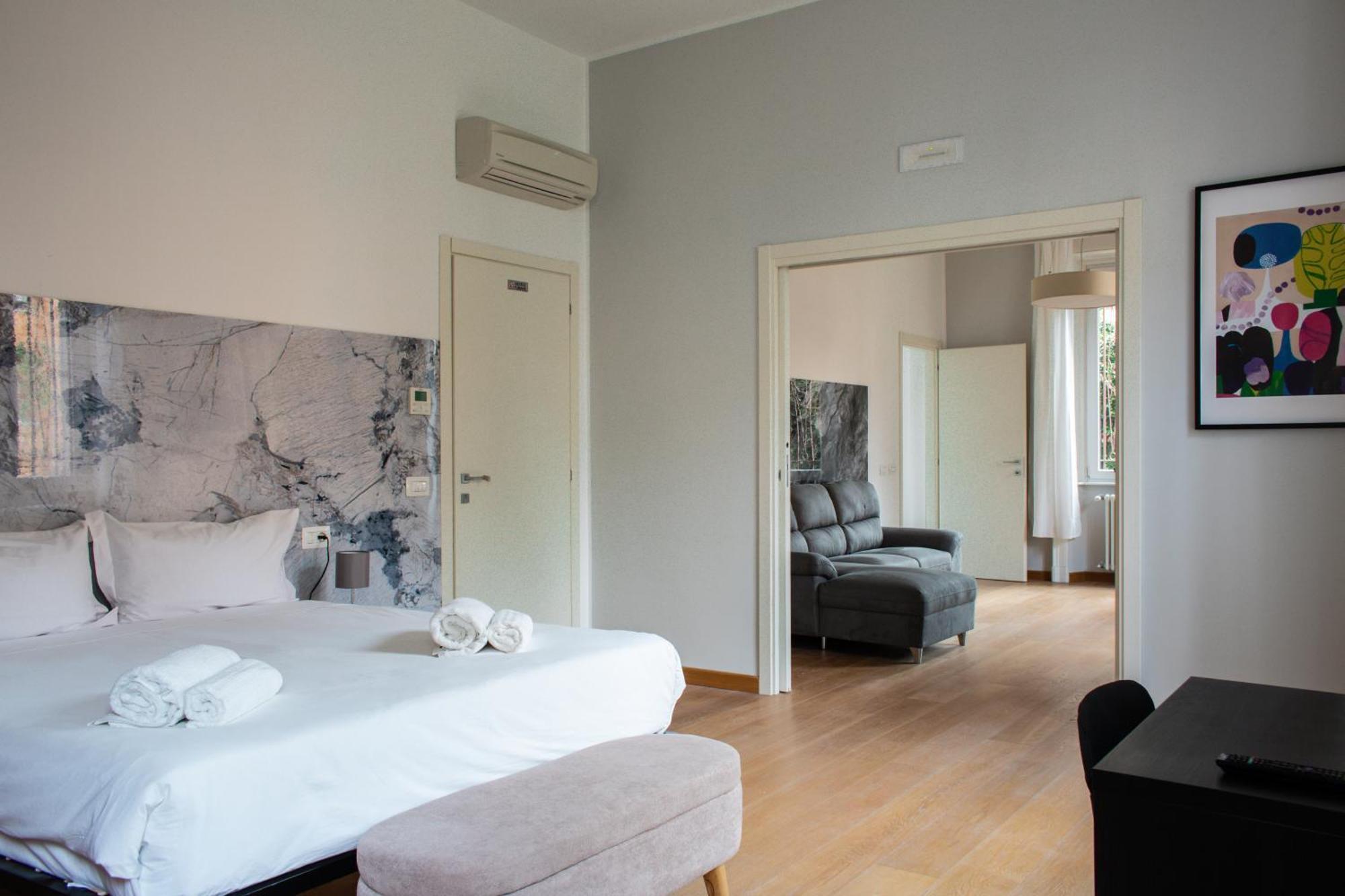 מילאנו Rrrapido Holy Suites And Rooms - Via Sardegna מראה חיצוני תמונה